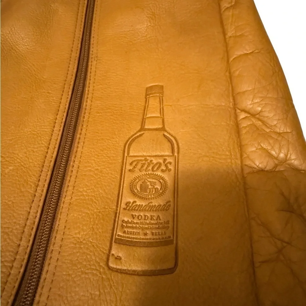 Tito’s Handmade Tan Leather Men's vine bag